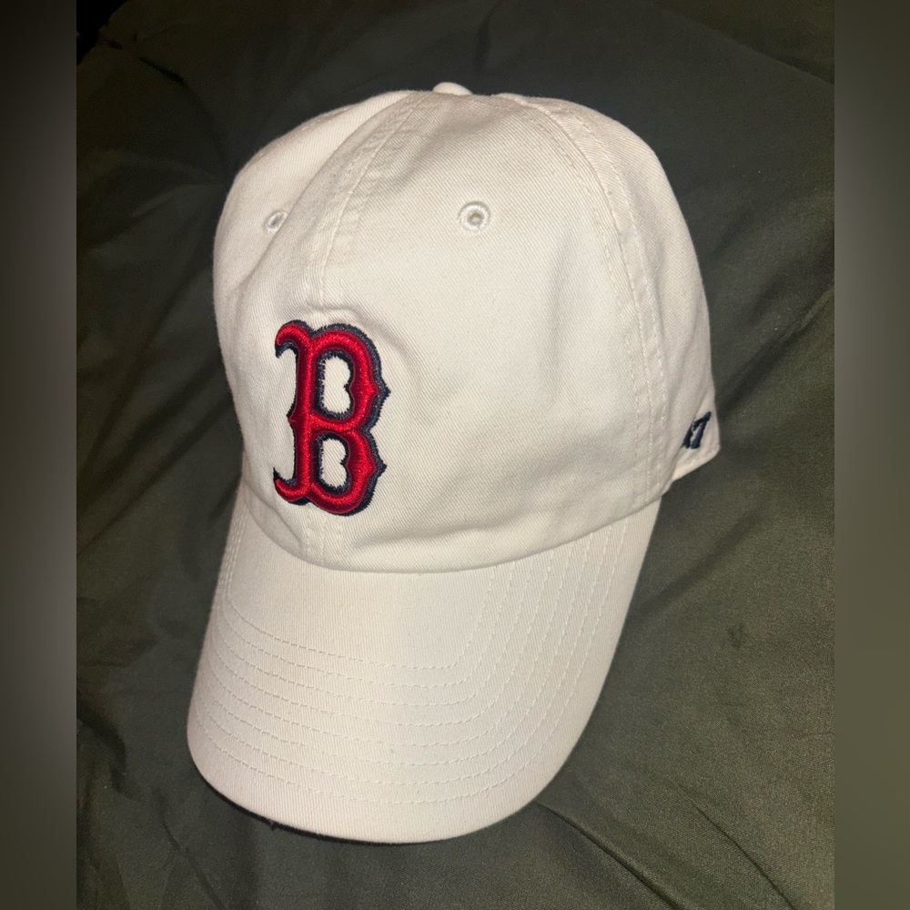 Boston Red Sox White Baseball Cap – Red Logo